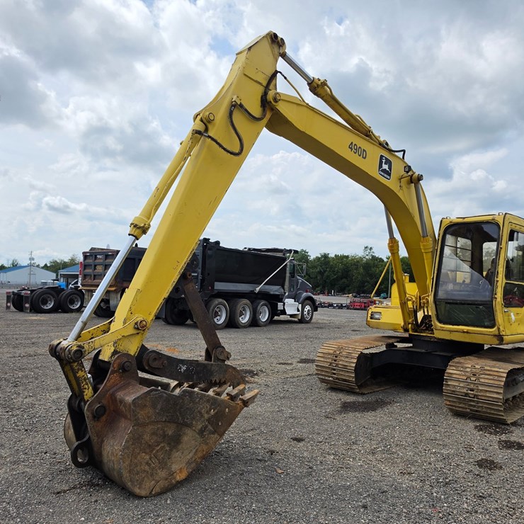 DEERE 490D
