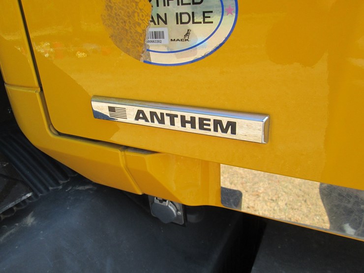 2019-mack-anthem-64t-image-20