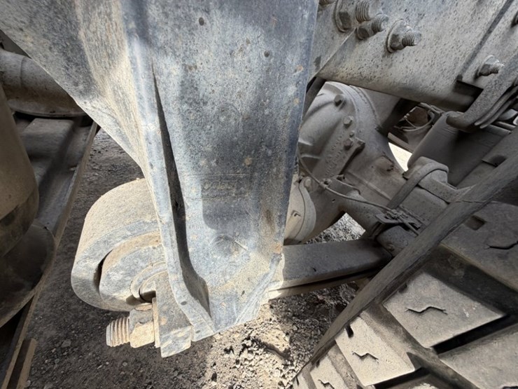 2019-freightliner-m2-t/a-roll-off-truck-image-18