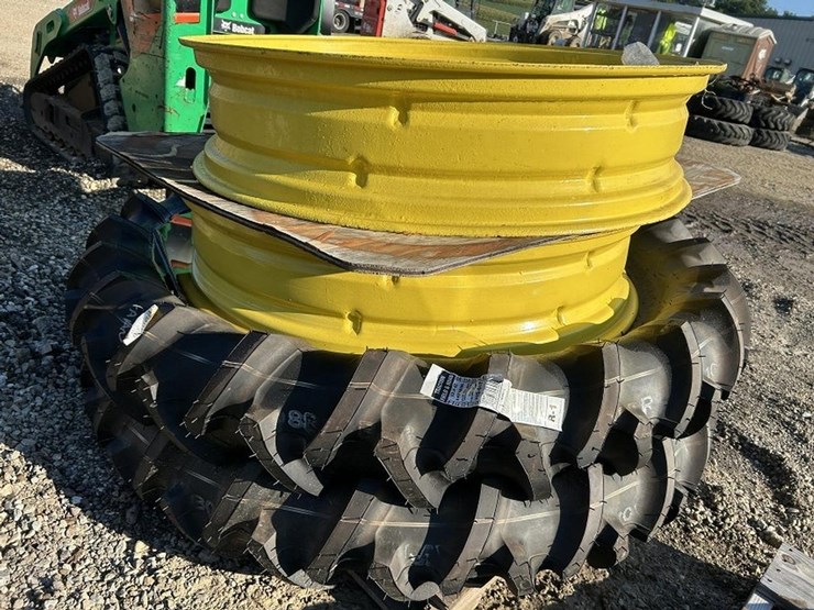john-deere-11-image-2