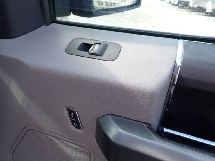 2018-ford-f150-xlt-image-44