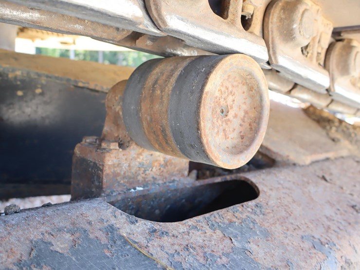 komatsu-pc138us-lc-image-16