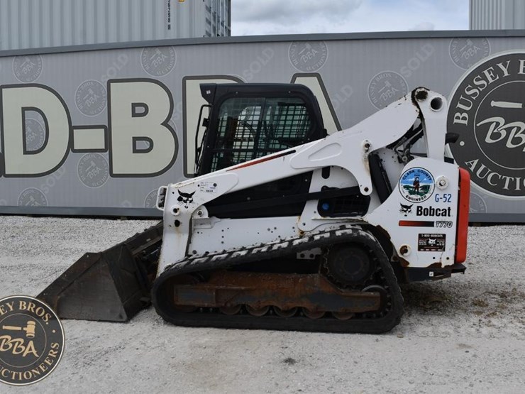 2016-bobcat-t770-image-13