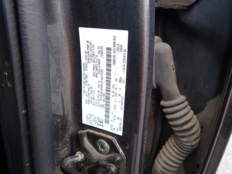 2018-ford-f150-xlt-image-12