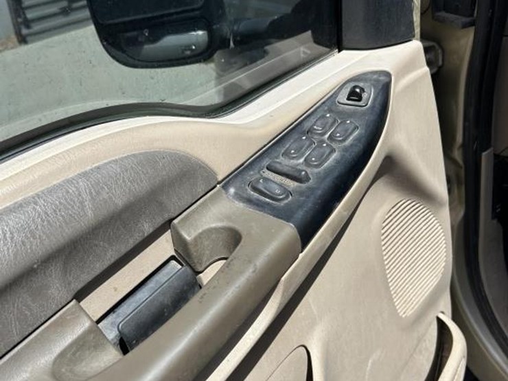 2001-ford-f250-image-7