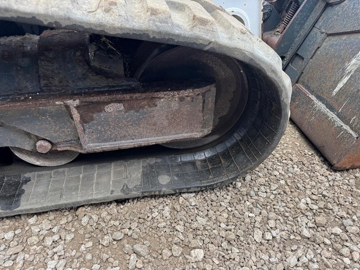 2021-bobcat-t770-image-21