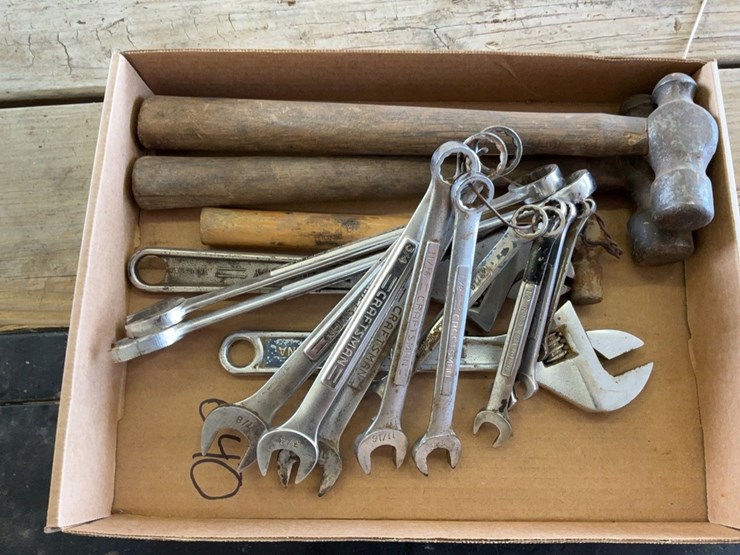 craftsman-standard-combination-wrench-set,-adjustable-wrenches,-and-hammers-image-1