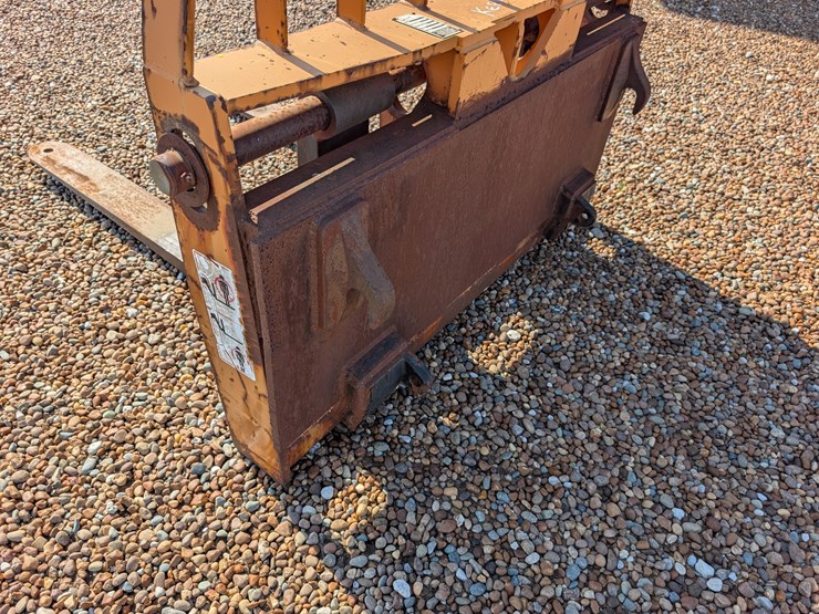 lull-pallet-forks-image-13