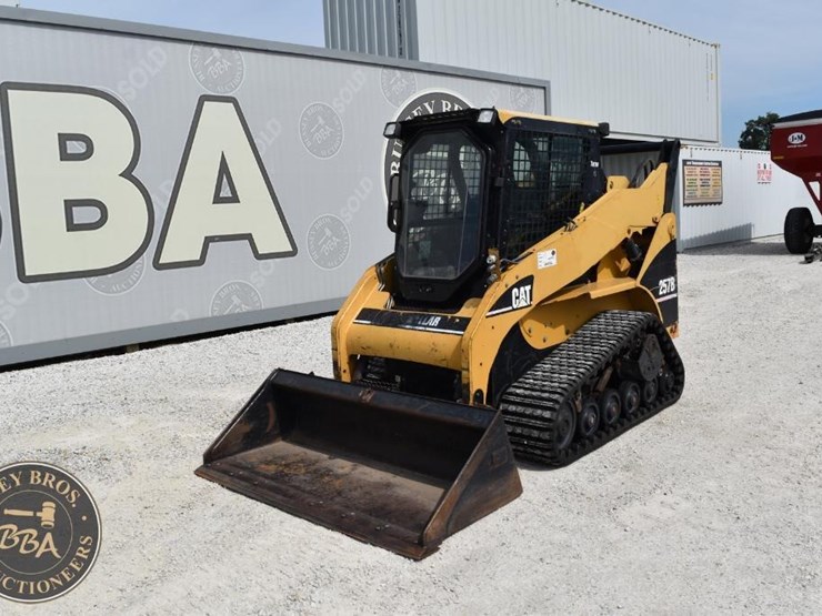 2004-caterpillar-257b-image-10