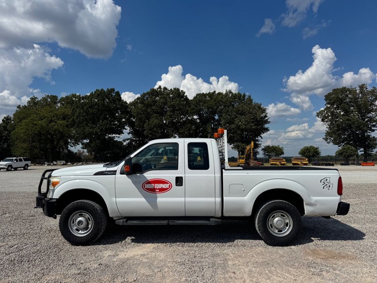 2011-ford-f250-image-3