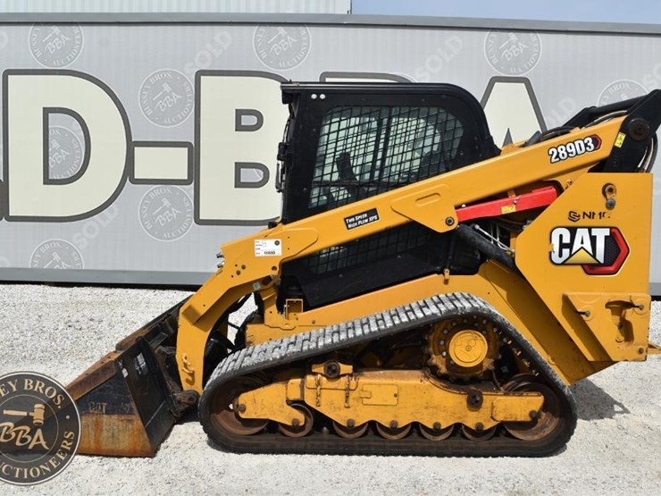 2022-caterpillar-289d3-image-4