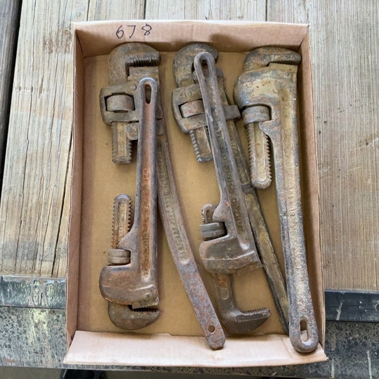 (5) pipe wrenches