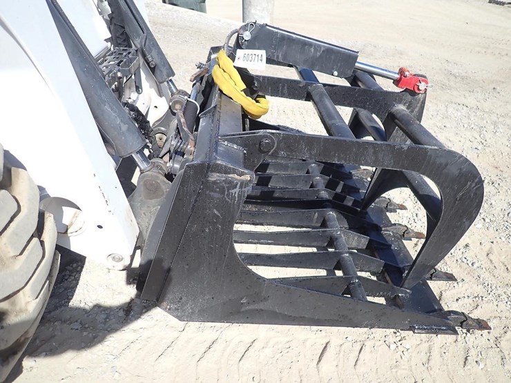 wildcat-48"-skid-steer-skeleton-tooth-grapple-image-3