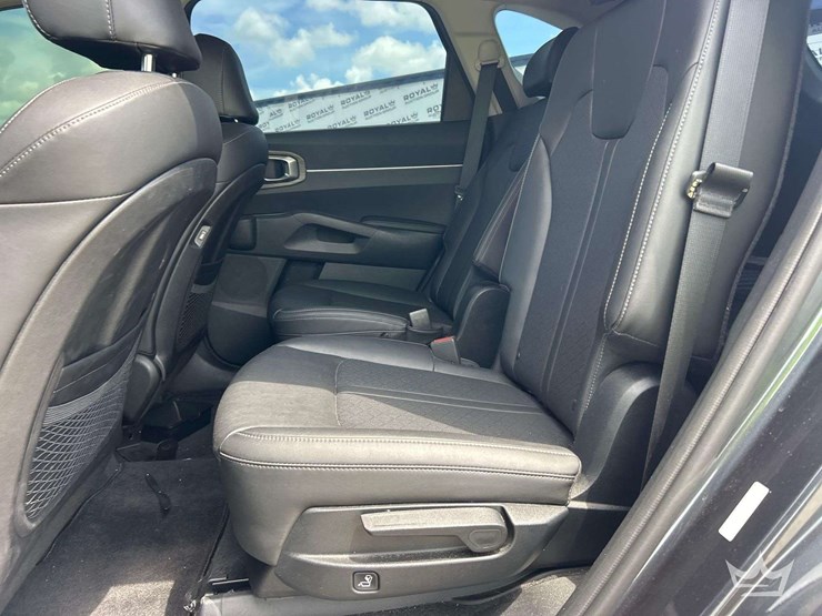 2022-kia-sorento-image-21