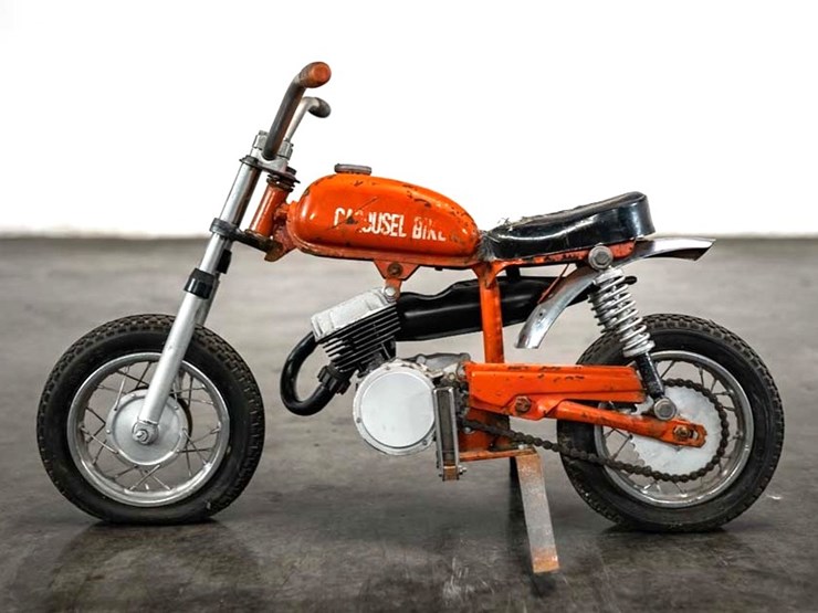 #1088-•-offered-at-no-reserve-|-carousel-kiddie-ride-bike-image-2