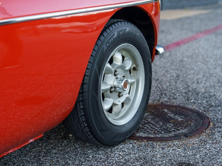 #1069-•-offered-at-no-reserve-|-1973-mg-mgb-mark-lll-convertible-image-34