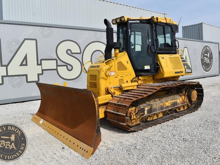 2018-komatsu-d51pxi-24-image-3