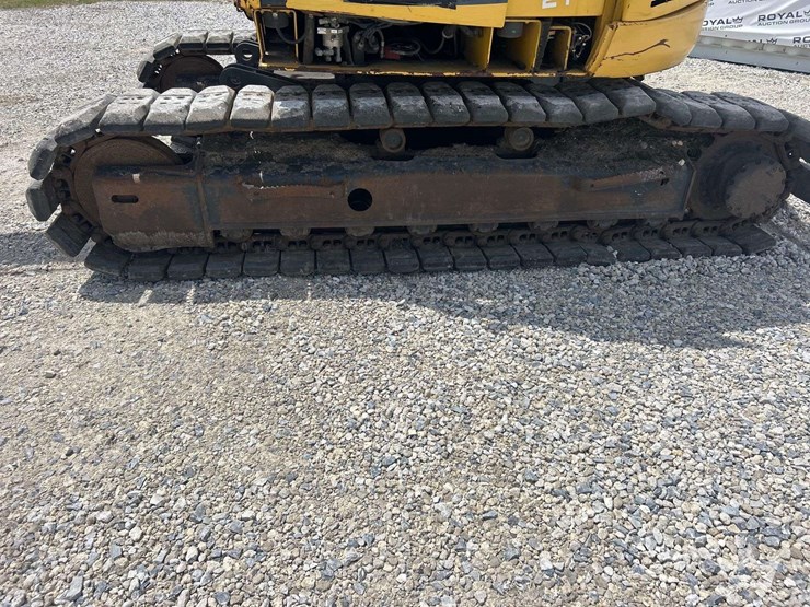 komatsu-pc138us-lc-11-image-16