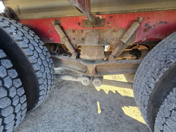 2016-kenworth-t880-image-59