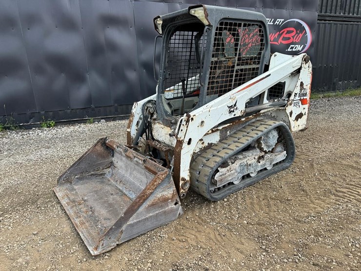 2016-bobcat-t450-image-2
