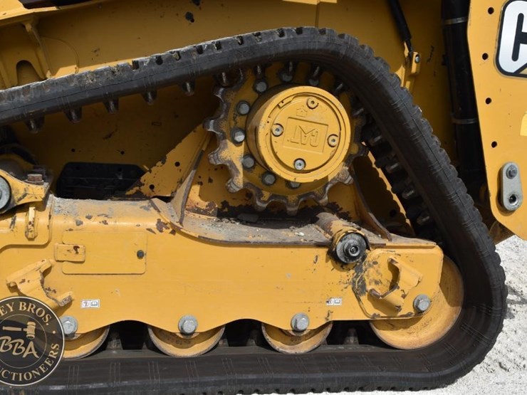 2024-caterpillar-255-image-30