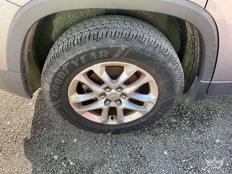 2018-chevrolet-traverse-image-27
