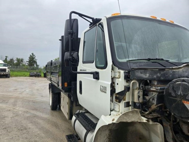 2007-international-durastar-4300-image-14