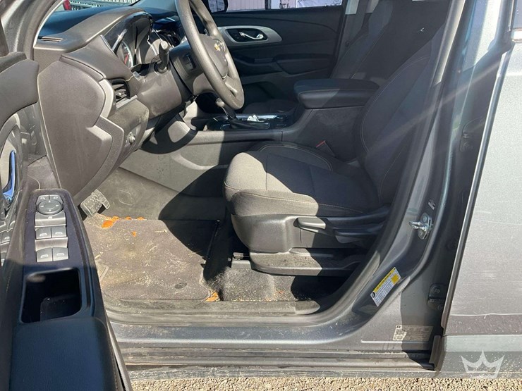 2018-chevrolet-traverse-image-11