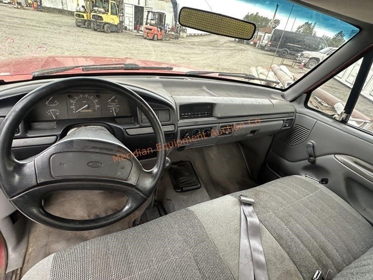 1995-ford-f350-xl-image-32