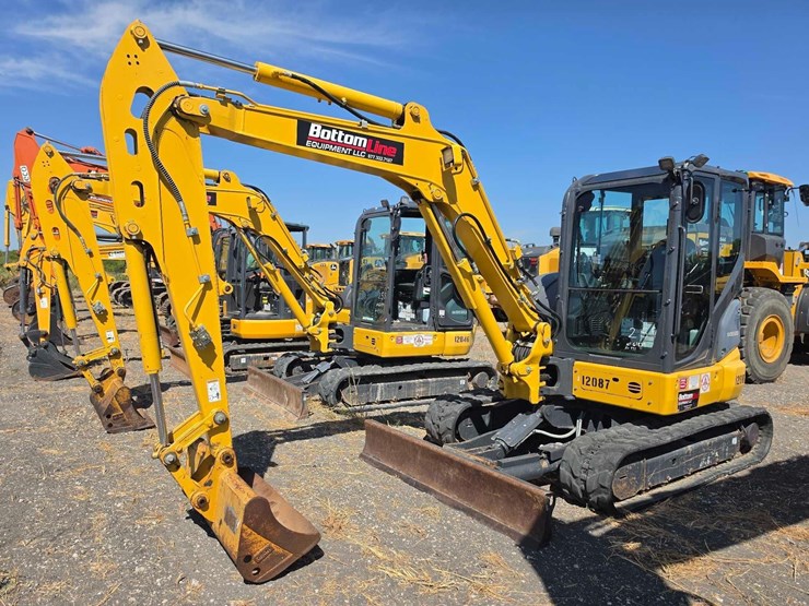 2024-kobelco-sk55srx-7-image-2