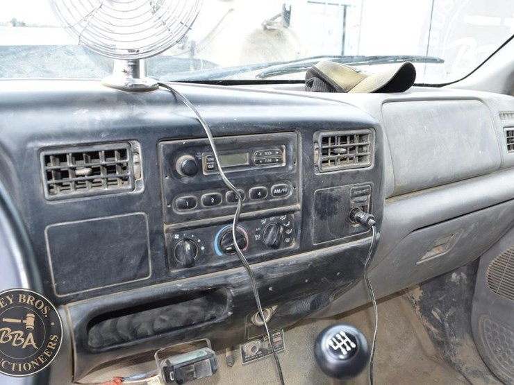 2000-ford-f650-sd-image-32
