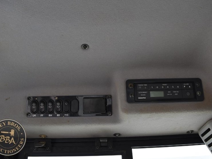 2018-komatsu-d51pxi-24-image-51