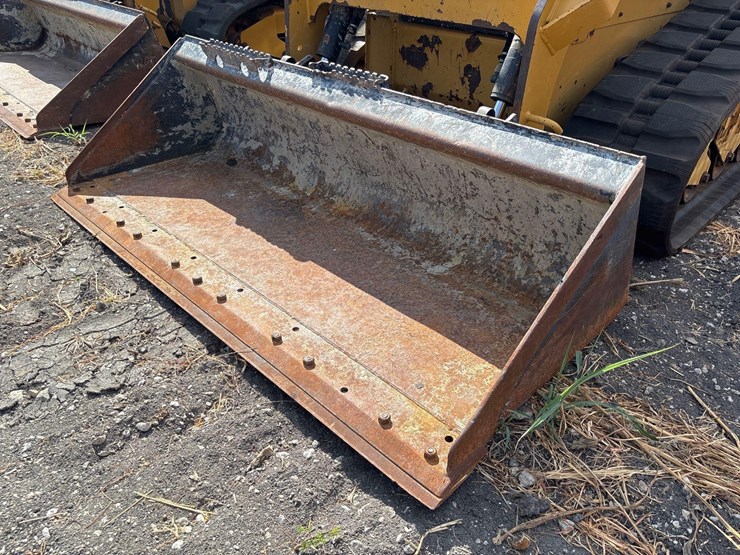 2021-caterpillar-259d-image-13