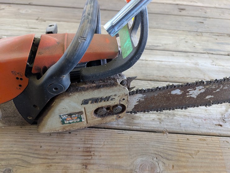 stihl-ms-270-chainsaw-image-6