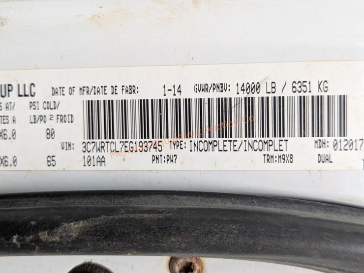 2014-dodge-ram-3500-image-42