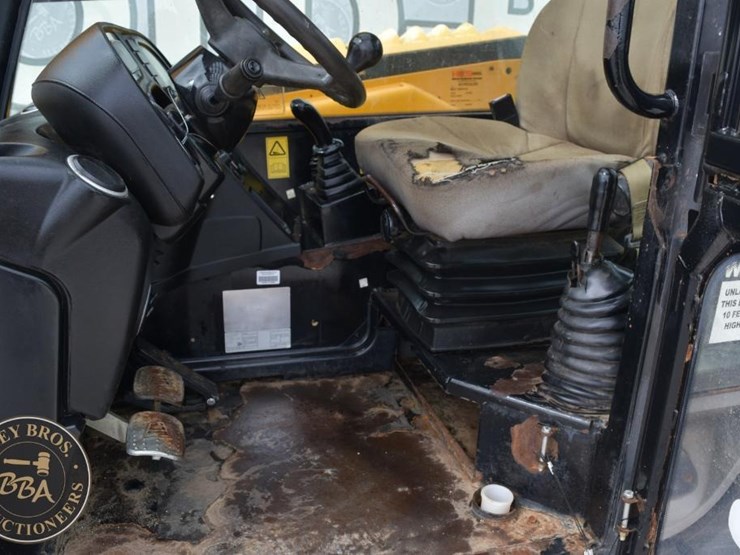 jcb-509-42-image-31
