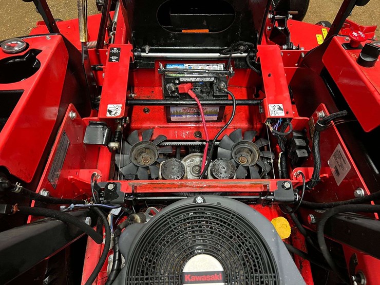 2019-gravely-proturn-60-image-13
