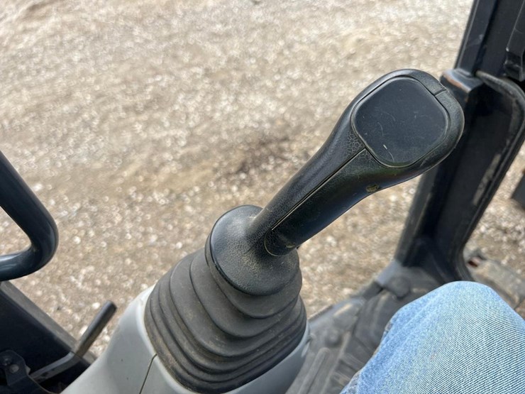 2018-deere-60g-image-19