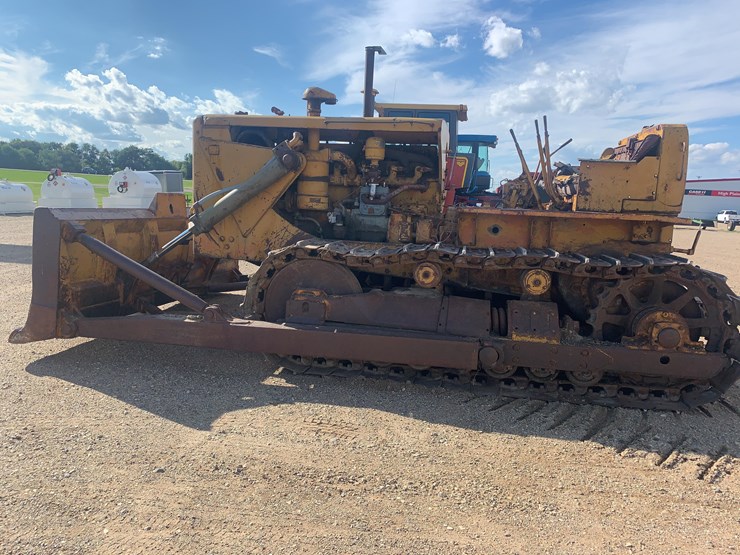 1952-cat-dozer-image-8