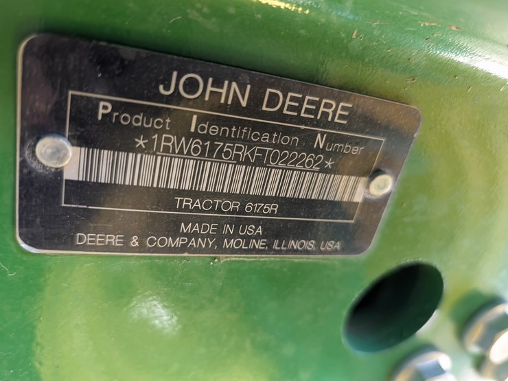 2015-john-deere-6175r-image-96