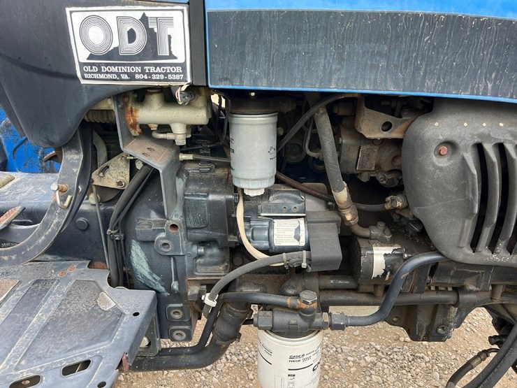new-holland-tn65-image-16