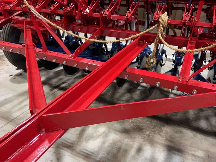 mccormick-8-image-5