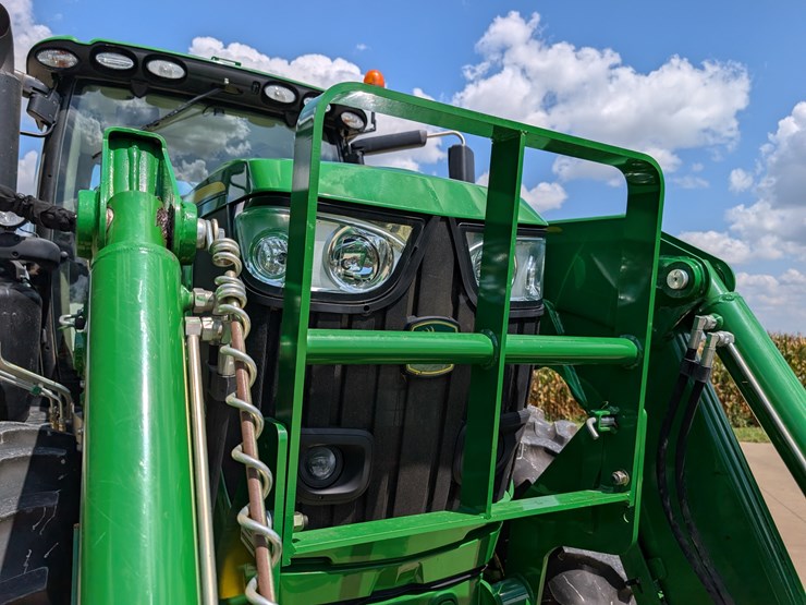 2015-john-deere-6175r-image-63