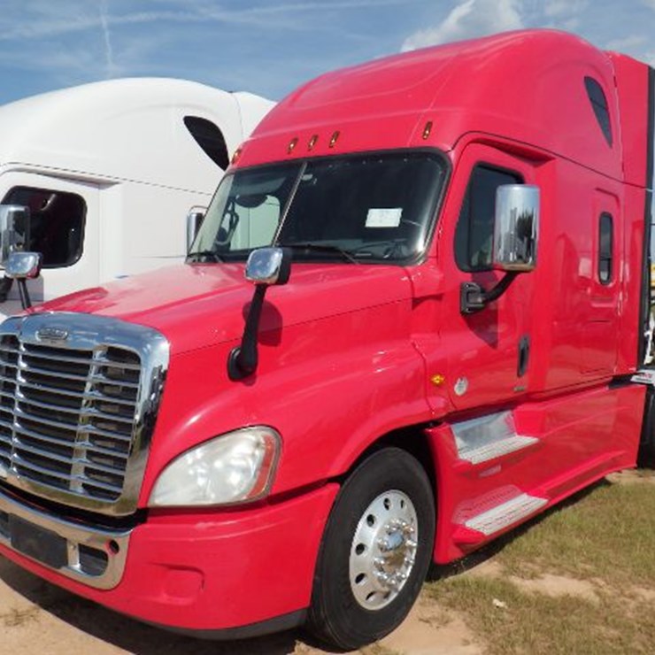 2017 FREIGHTLINER CASCADIA 125 EVOLUTION