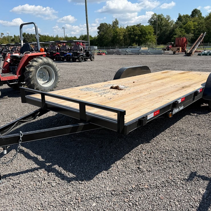 #18661 • 2026 NATIVE 20' BUMPER PULL CAR HAULER TRAILER