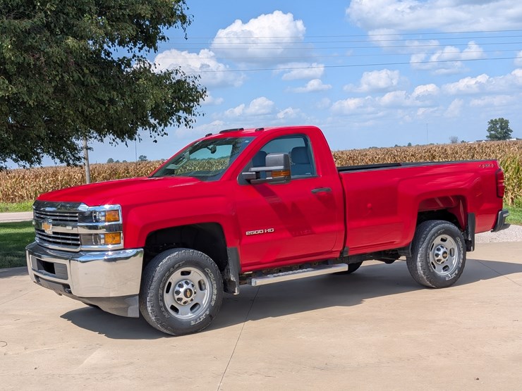 2018-chevrolet-2500hd-image-1