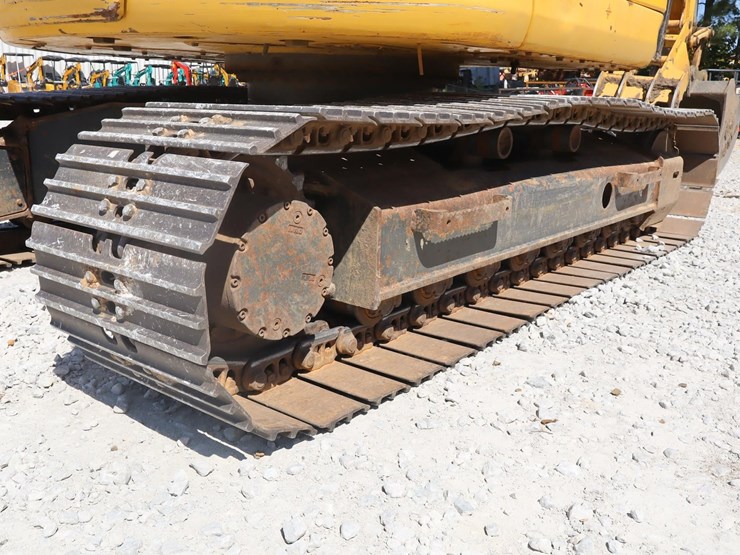 komatsu-pc138us-lc-image-17