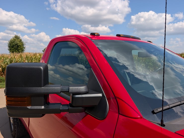 2018-chevrolet-2500hd-image-58