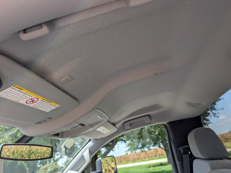 2018-chevrolet-2500hd-image-95