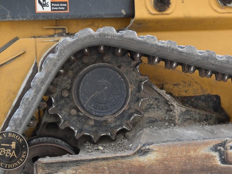 deere-333g-image-39